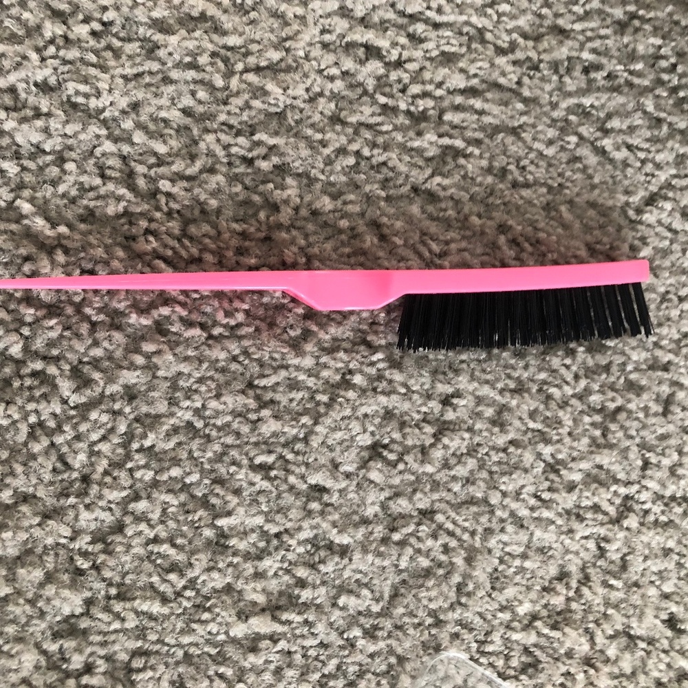 Pink brush